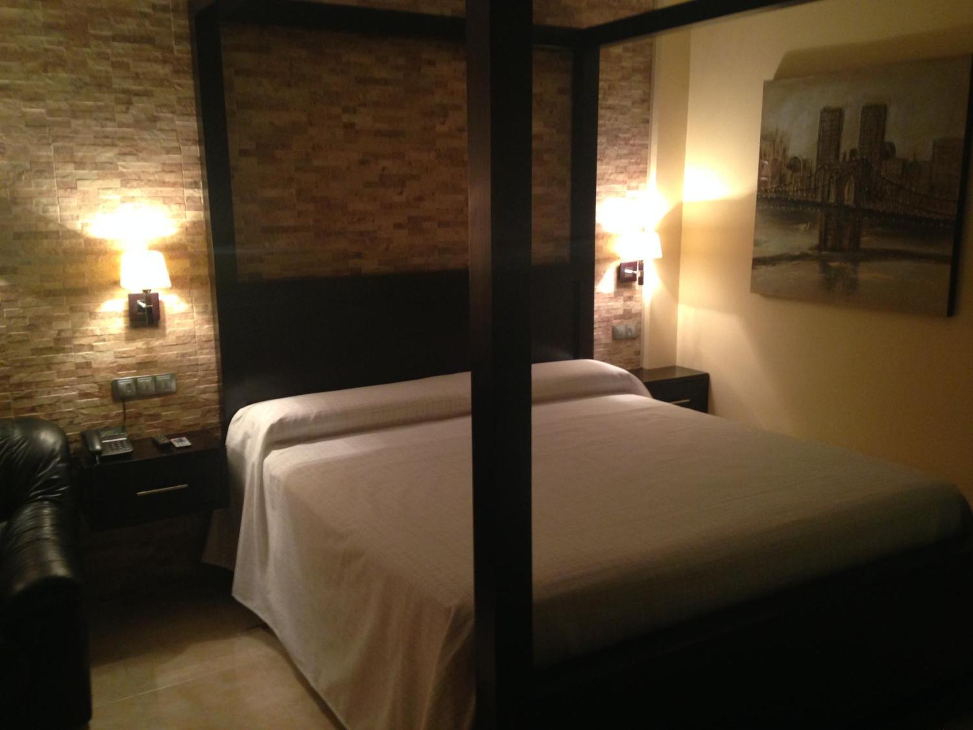 Hotel Don Juan Puente De Genave Room photo
