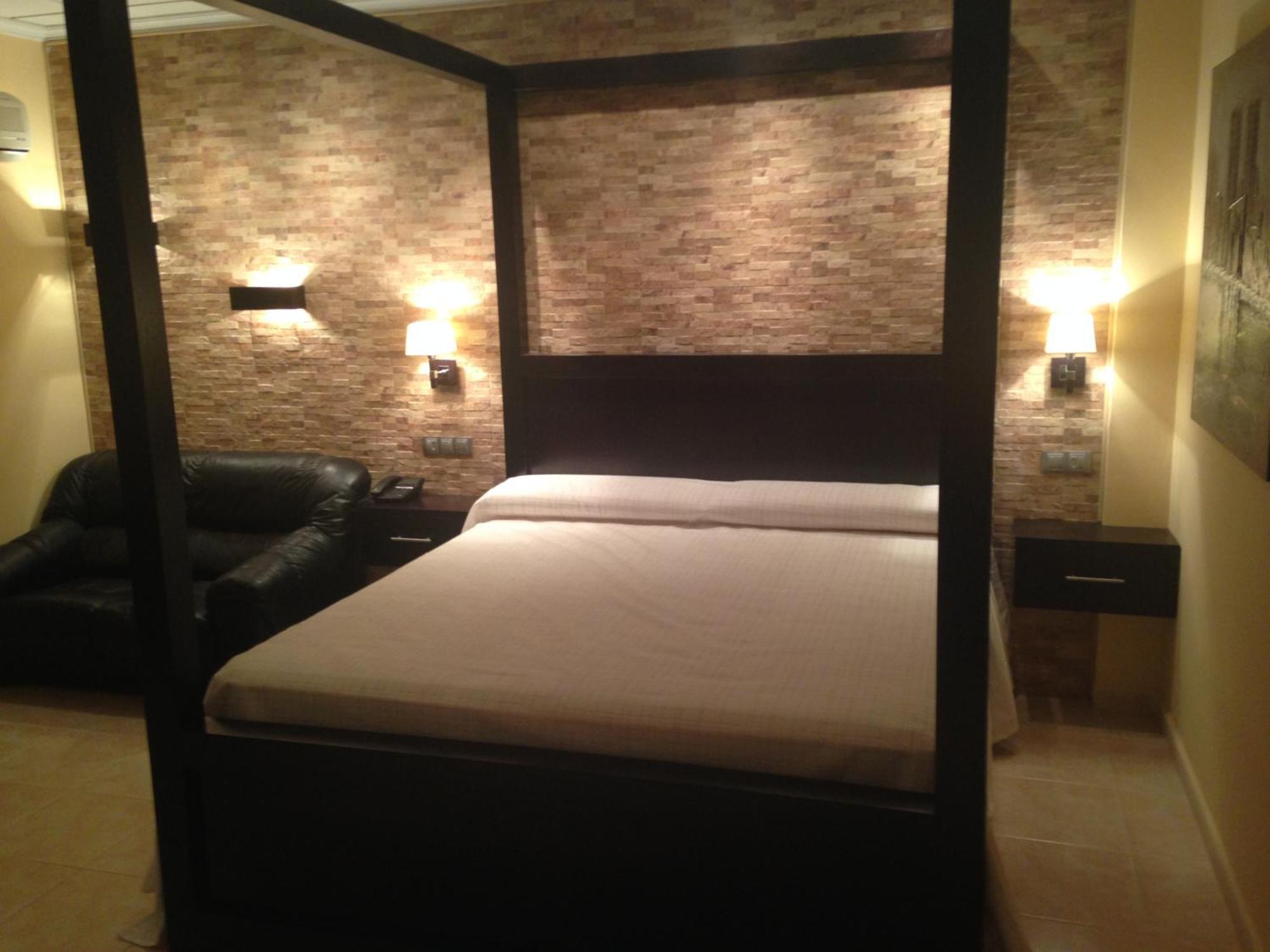 Hotel Don Juan Puente De Genave Room photo